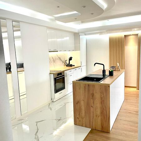 Sea Breeze Apartment Варна Экстерьер фото